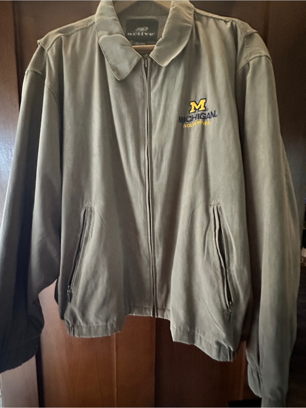 Active USA Lightweight bomber Jacket with Michigan Logo